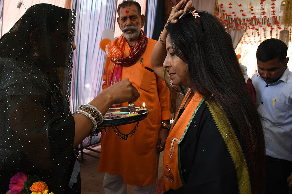 Enhance the skills and empower local artisans.