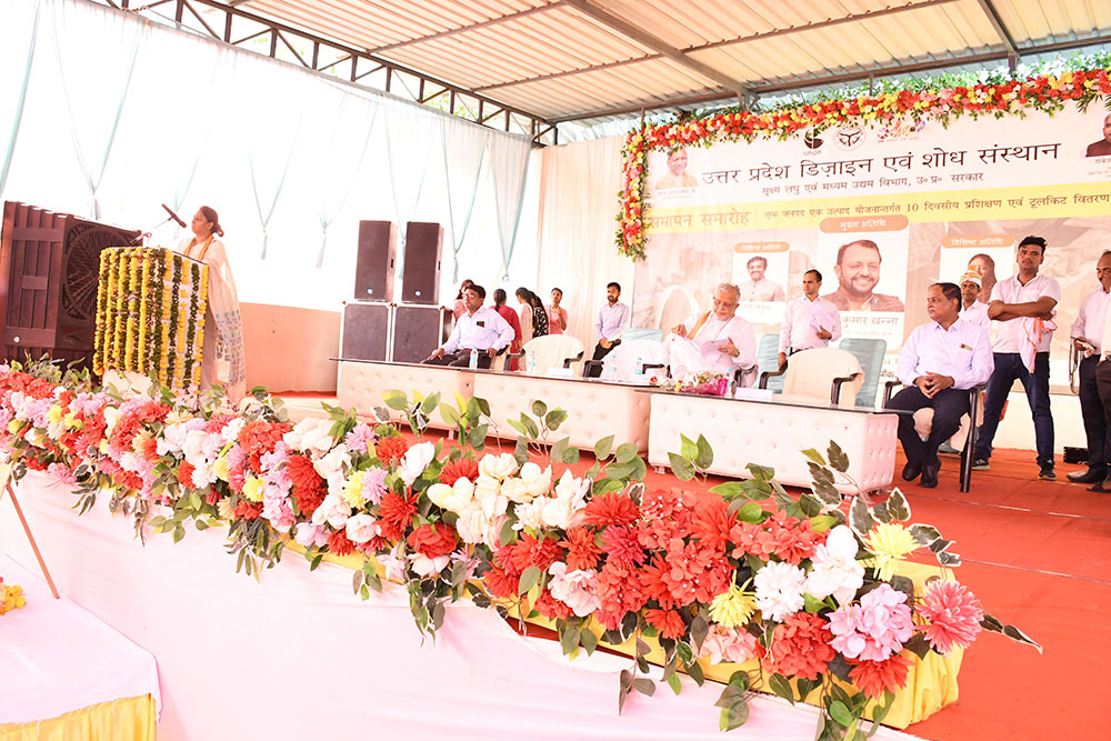 Celebrating the contributions of Gorakhpur’s artisans to the region’s economy.