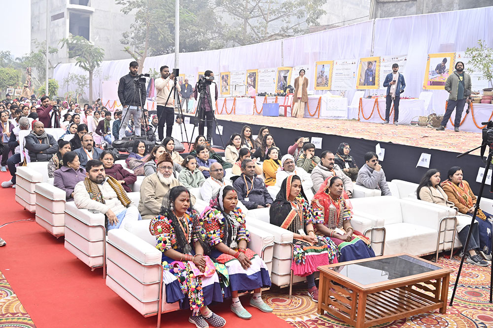 This landmark event, marking a significant step forward in the promotion of design, research, and artisanal development, was graced by the presence of Hon. Mrs. Anandiben Patel, Honorable Governor of Uttar Pradesh, as the Chief Guest.